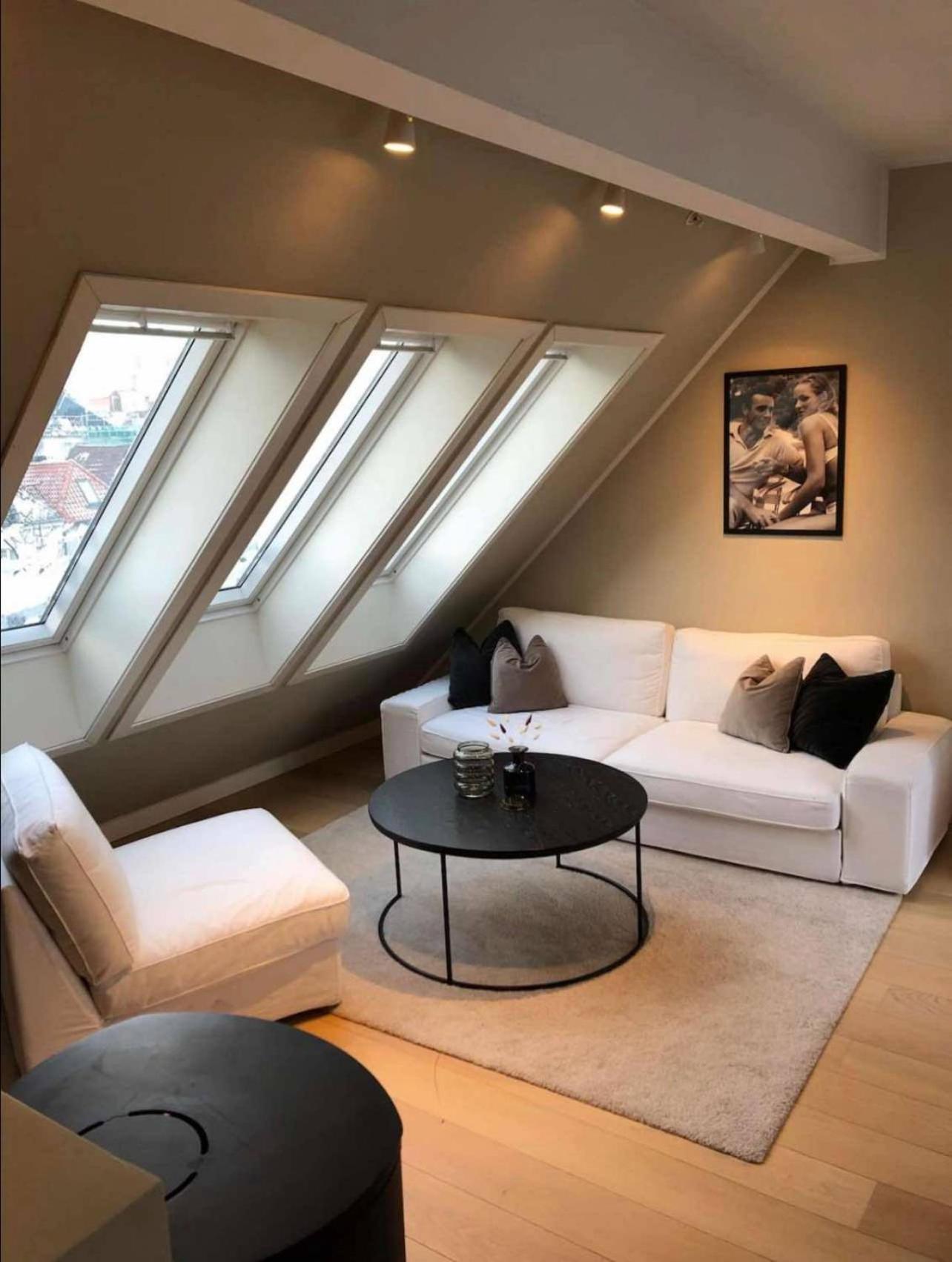 Moderne Midt I Bykjernen Bergen